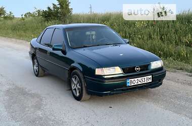Седан Opel Vectra 1995 в Монастыриске