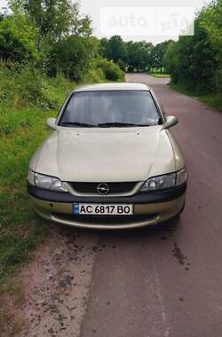 Седан Opel Vectra 1997 в Володимир-Волинському