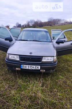 Седан Opel Vectra 1992 в Староконстантинове