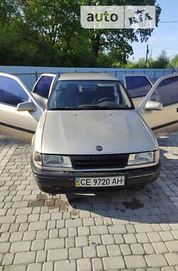 Седан Opel Vectra 1989 в Снятине