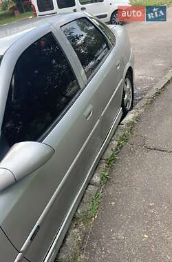 Седан Opel Vectra 2000 в 