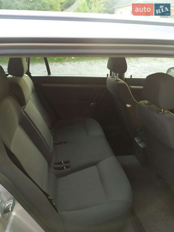 Универсал Opel Vectra 2006 в Хмельнике