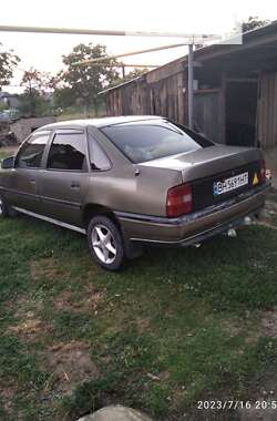 Седан Opel Vectra 1989 в Измаиле