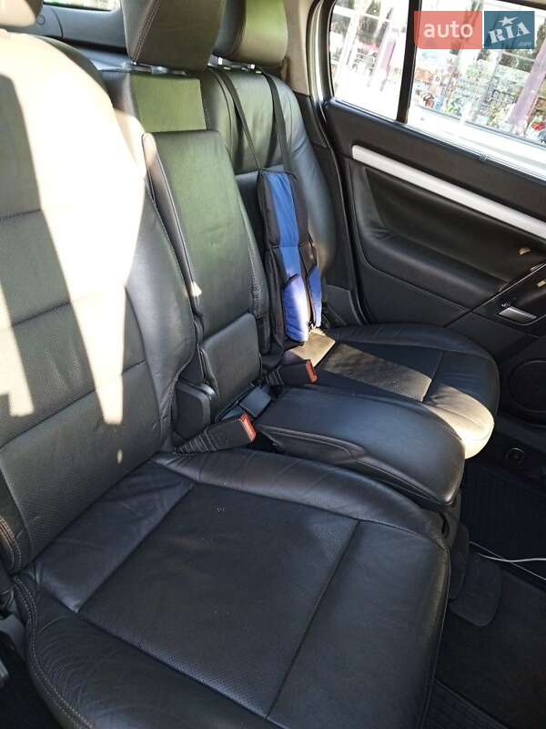 Хэтчбек Opel Vectra 2003 в Киеве фото 8 Хэтчбек Opel Vectra 2003 в Киеве