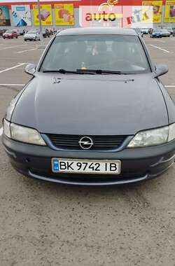 Седан Opel Vectra 1996 в Ровно