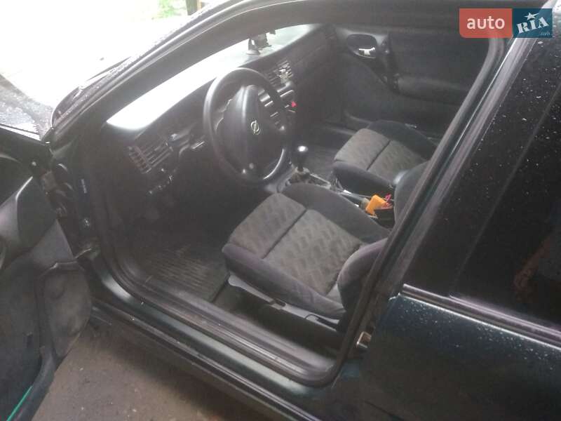 Opel Vectra 1999