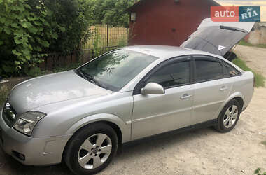 Ліфтбек Opel Vectra 2005 в Стрию