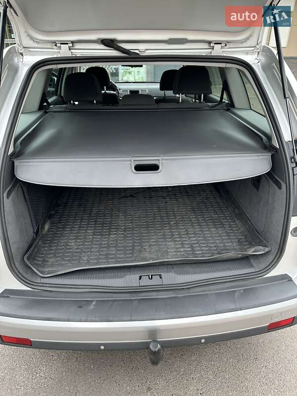 Універсал Opel Vectra 2004 в Рівному