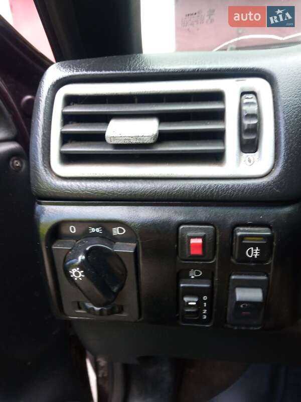 Седан Opel Vectra 1993 в Зборові