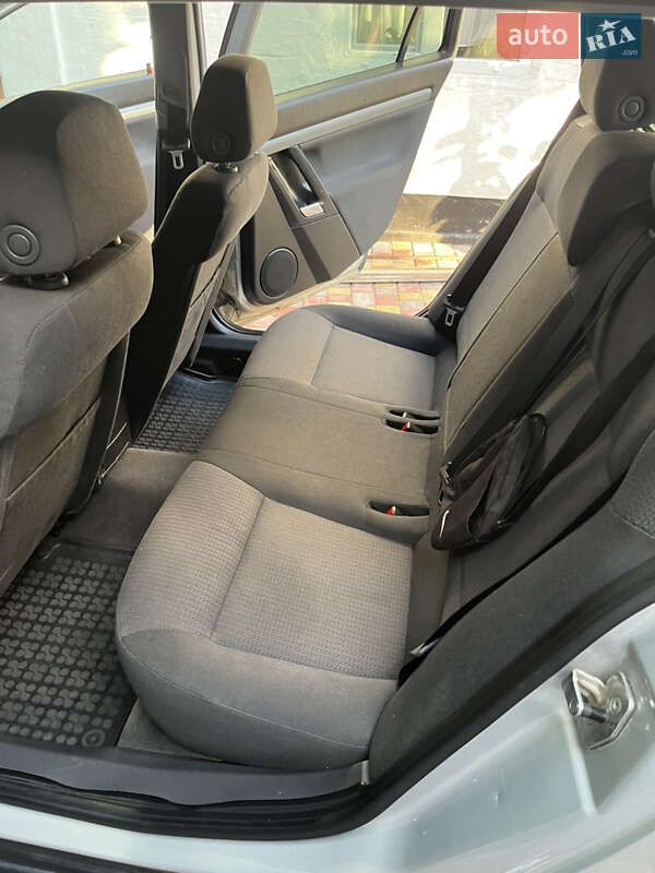 Универсал Opel Vectra 2006 в Звенигородке фото 45 Универсал Opel Vectra 2006 в Звенигородке