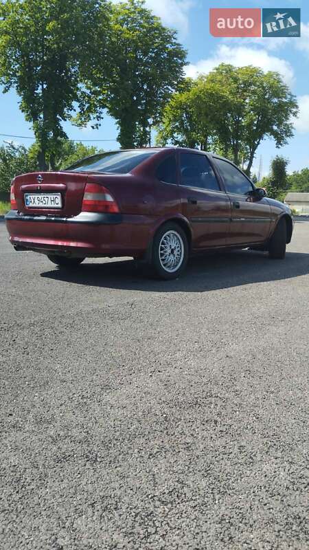 Седан Opel Vectra 1997 в Харькове фото 3 Седан Opel Vectra 1997 в Харькове