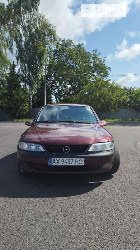 Седан Opel Vectra 1997 в Харькове