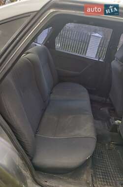 Седан Opel Vectra 1991 в 