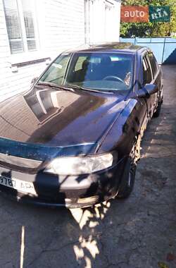 Лифтбек Opel Vectra 1996 в Змиеве