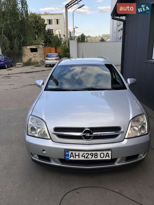 Универсал Opel Vectra 2003 в Киеве