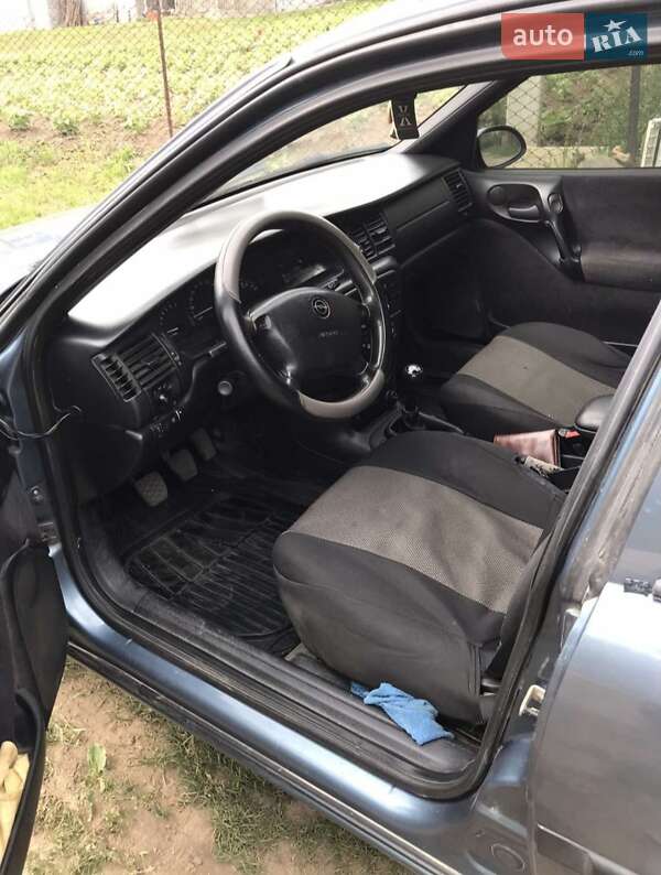 Opel Vectra 1998