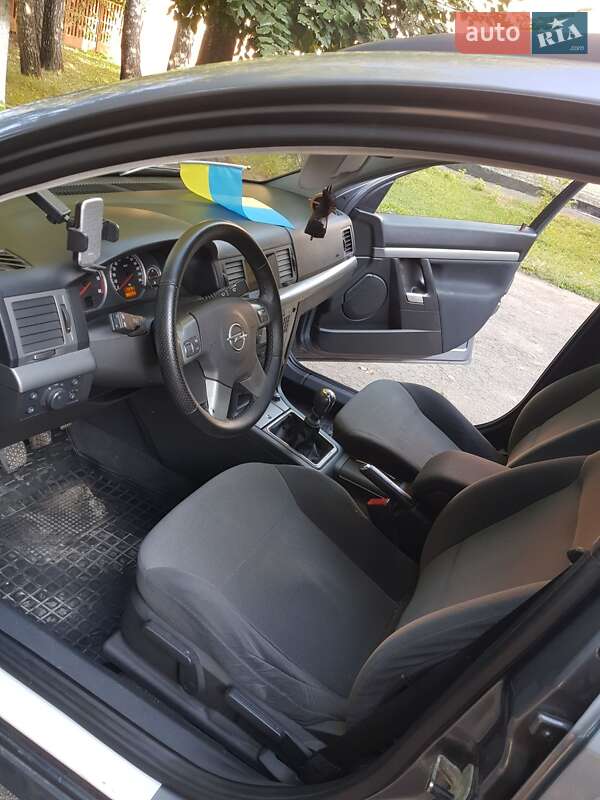 Універсал Opel Vectra 2004 в Умані