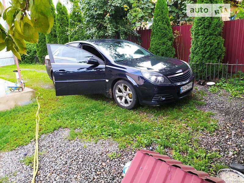 Седан Opel Vectra 2006 в Королеві