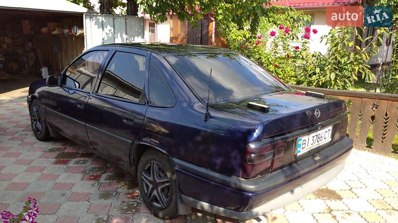 Седан Opel Vectra 1995 в Гадячі