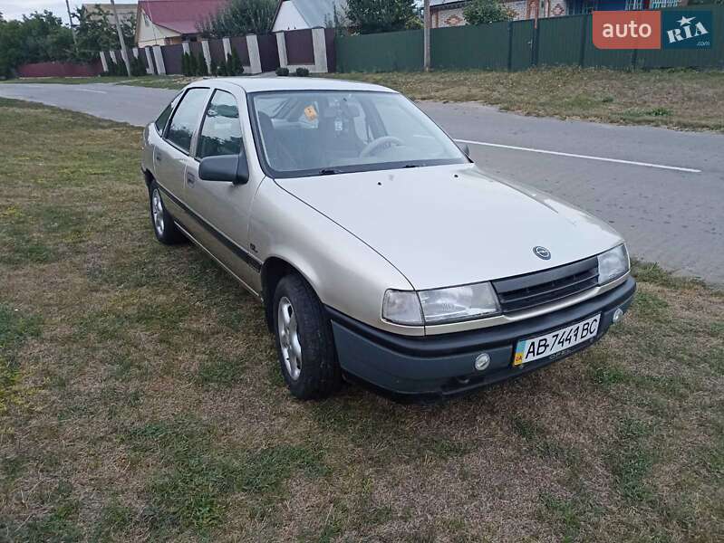 Лифтбек Opel Vectra 1989 в Виннице фото 24 Лифтбек Opel Vectra 1989 в Виннице