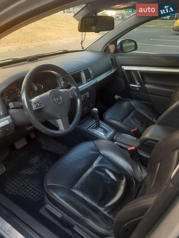 Седан Opel Vectra 2008 в Виннице
