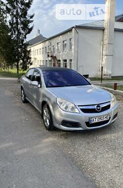 Седан Opel Vectra 2005 в Ивано-Франковске