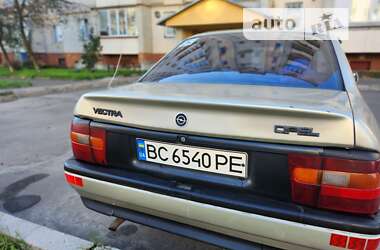 Седан Opel Vectra 1993 в Дрогобыче