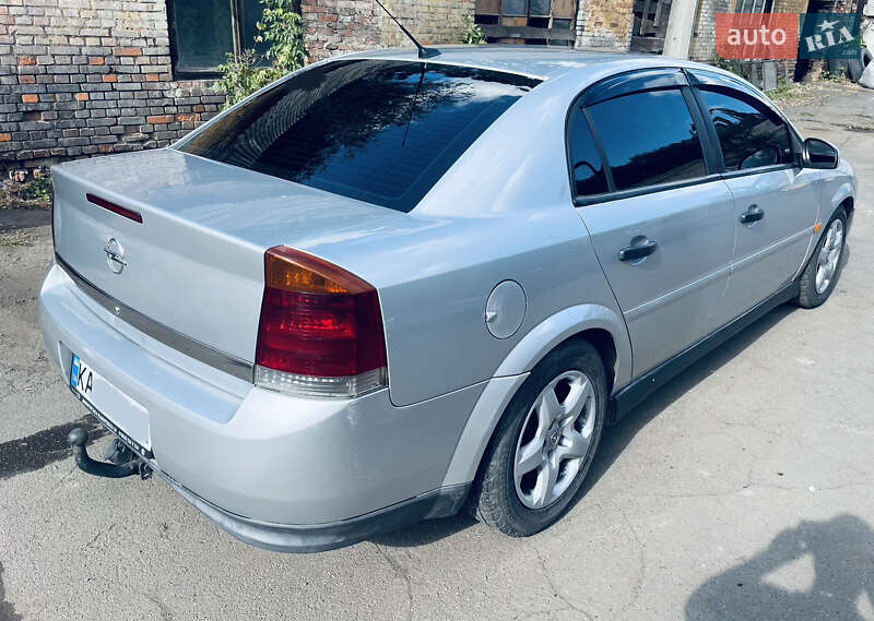 Седан Opel Vectra 2002 в Константиновке (Краматорского района) фото 7 Седан Opel Vectra 2002 в Константиновке (Краматорского района)