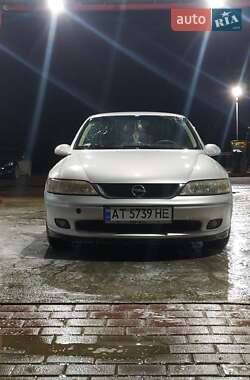Седан Opel Vectra 2000 в 