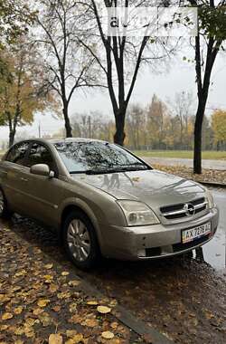Седан Opel Vectra 2004 в Харькове