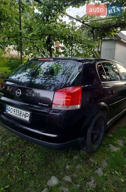 Універсал Opel Vectra 2004 в Ужгороді