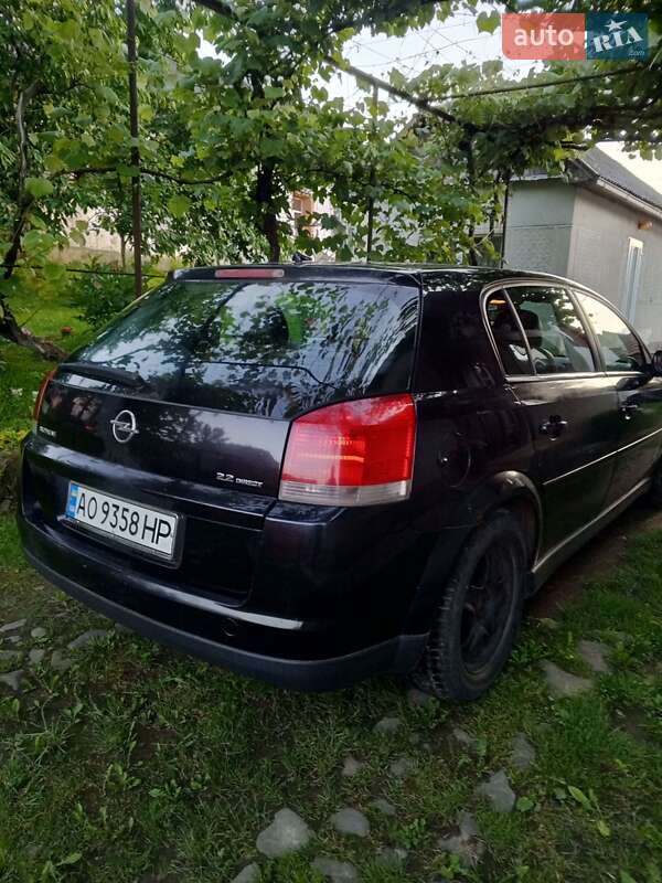 Універсал Opel Vectra 2004 в Ужгороді
