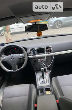 Лифтбек Opel Vectra 2008 в Броварах