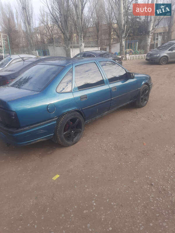Седан Opel Vectra 1995 в Дніпрі