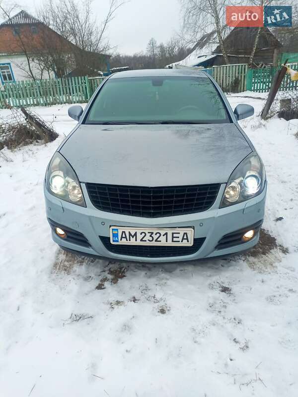 Лифтбек Opel Vectra 2008 в Коростене