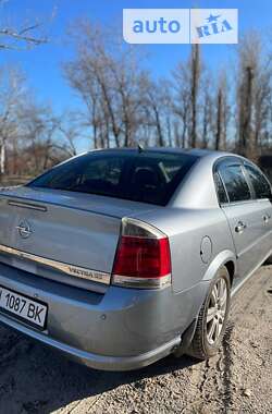 Седан Opel Vectra 2007 в Кременчуге