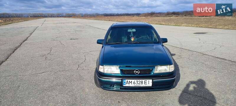 Ліфтбек Opel Vectra 1994 в Малині