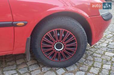 Лифтбек Opel Vectra 1997 в 