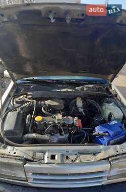 Седан Opel Vectra 1992 в 