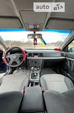 Седан Opel Vectra 2003 в Борщеве