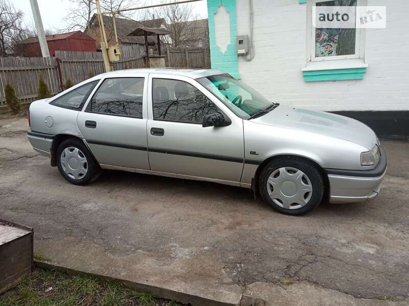 Седан Opel Vectra 1993 в Звенигородке