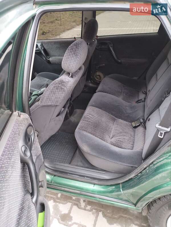 Седан Opel Vectra 1997 в Хмельницком