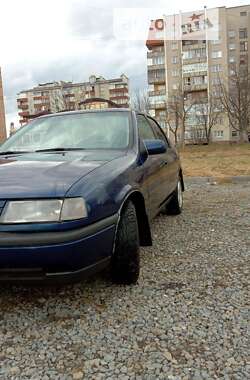 Седан Opel Vectra 1990 в Долині