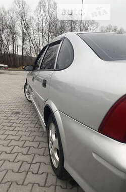 Седан Opel Vectra 1999 в Ивано-Франковске