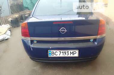 Седан Opel Vectra 2004 в Киеве