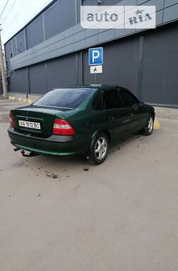 Седан Opel Vectra 1997 в Киеве