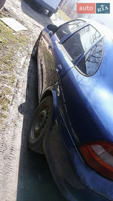 Седан Opel Vectra 1998 в Галичі