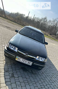 Седан Opel Vectra 1995 в Львові