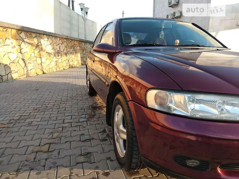 Седан Opel Vectra 1998 в Могилев-Подольске