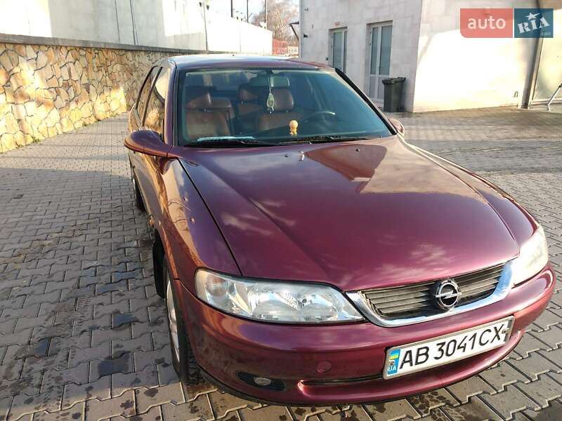 Седан Opel Vectra 1998 в Могилев-Подольске